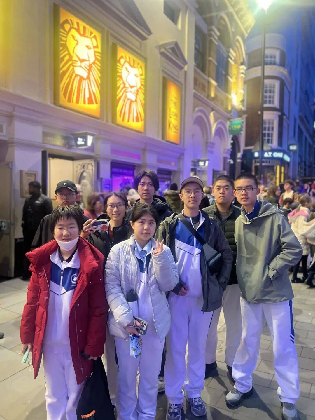 见大世界——首都师大附中高中部英国研学纪实PG麻将胡了2模拟器研学实践|行走不列颠遇(图3) 见大世界——首都师大附中高中部英国研学纪实PG麻将胡了2模拟器研学实践|行走不列颠遇(图3)